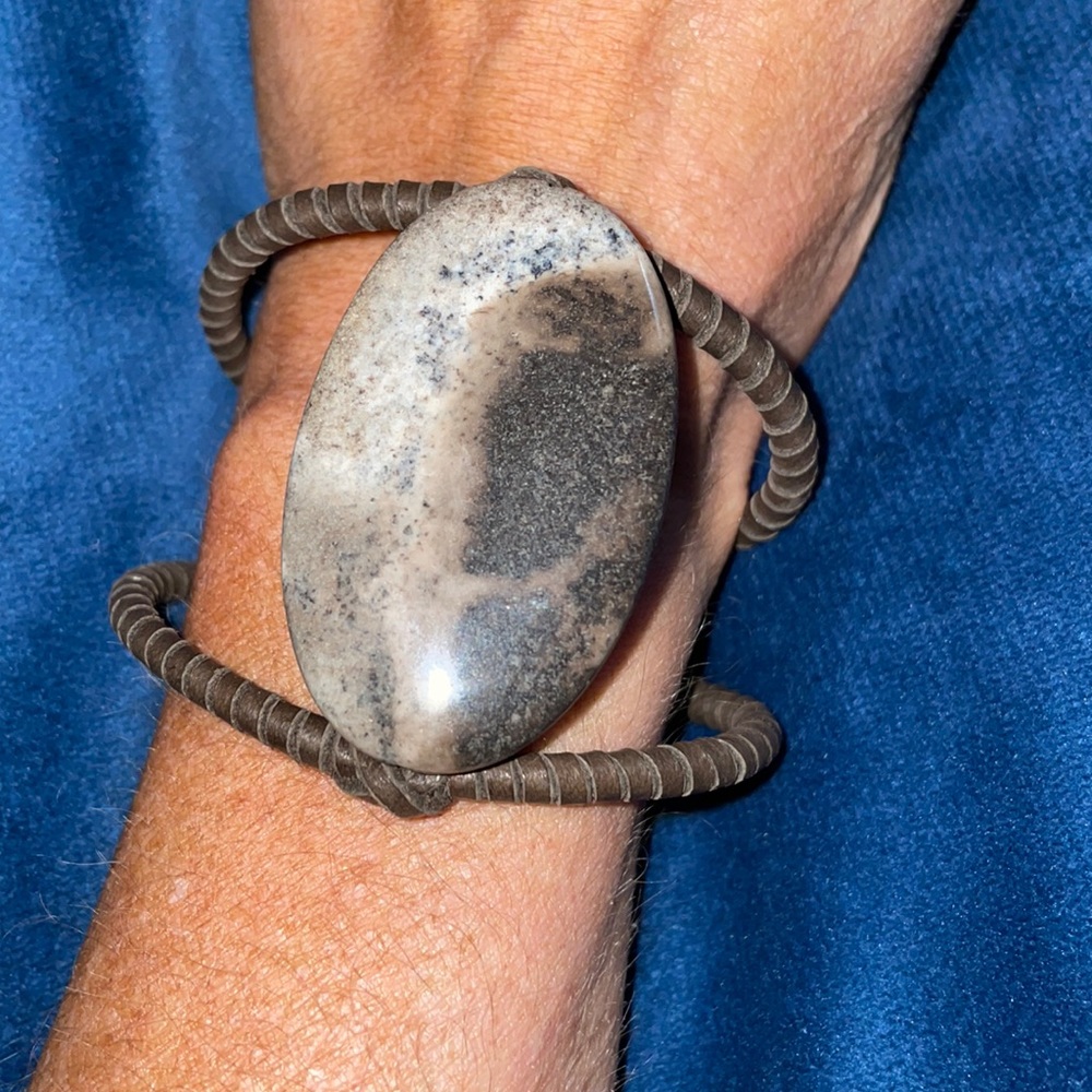 Smooth finish leather cuff